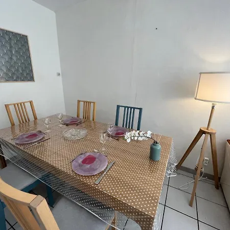 Maison Calme Avec Terrasse - Calypso Hébergement de vacances