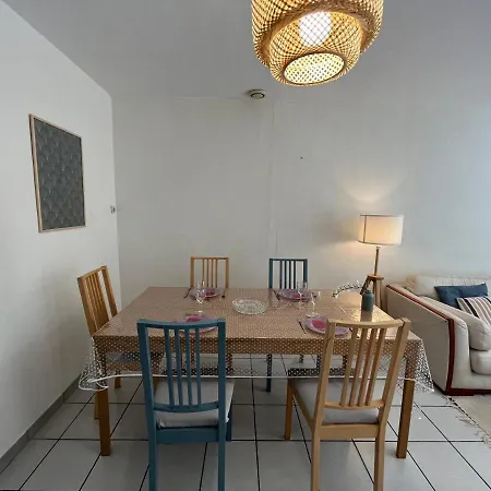 Feriehus Maison Calme Avec Terrasse - Calypso Ouistreham